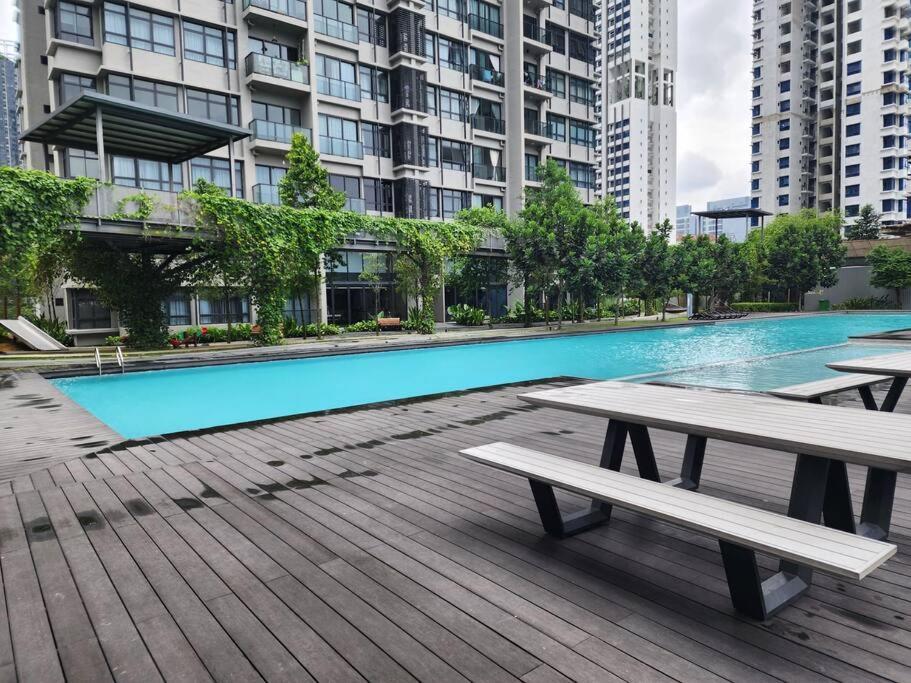 Sunflower/4r3b/klcc/1550sf/bacony/newcondo/bathtub * Kuala Lumpur