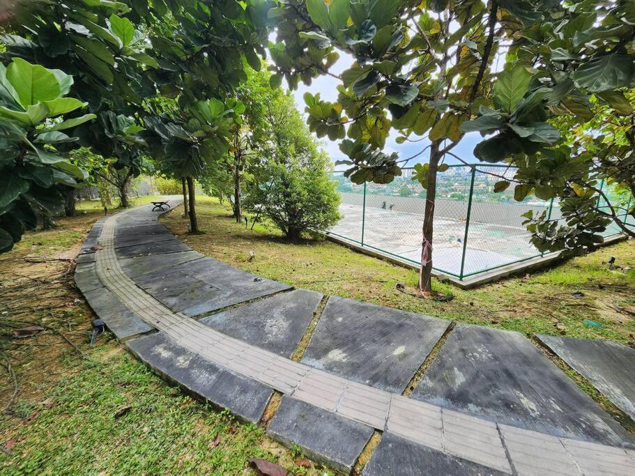 Sunflower/4r3b/klcc/1550sf/bacony/newcondo/bathtub Kuala Lumpur