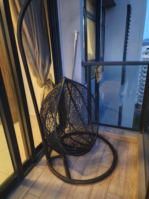 Sunflower/4r3b/klcc/1550sf/bacony/newcondo/bathtub *