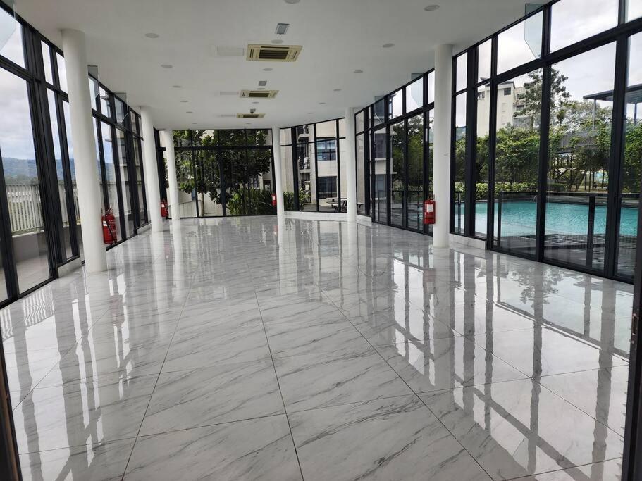 Sunflower/4r3b/klcc/1550sf/bacony/newcondo/bathtub * Kuala Lumpur